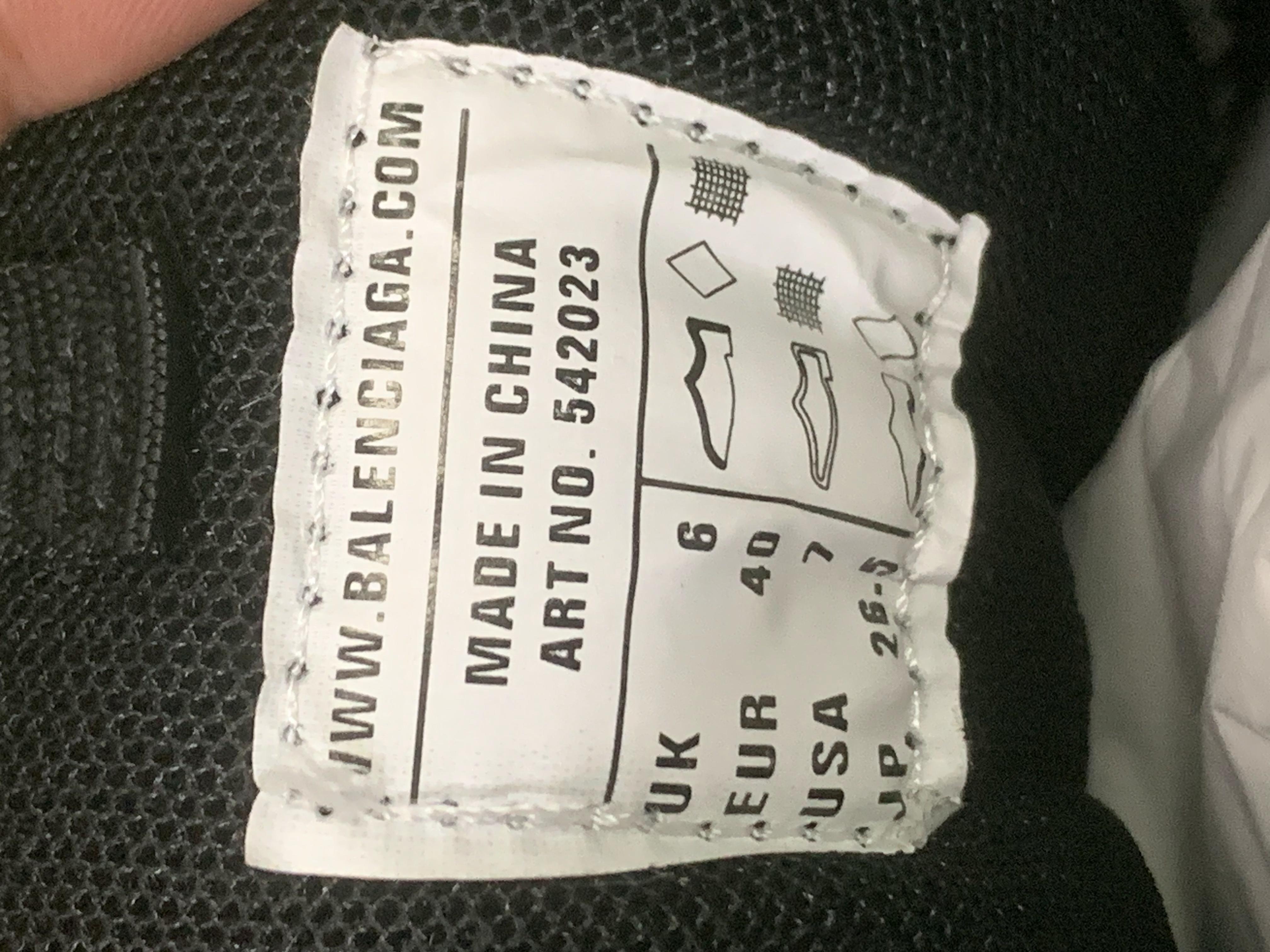 OK  Batch   Balenciaga Track  With LED -7