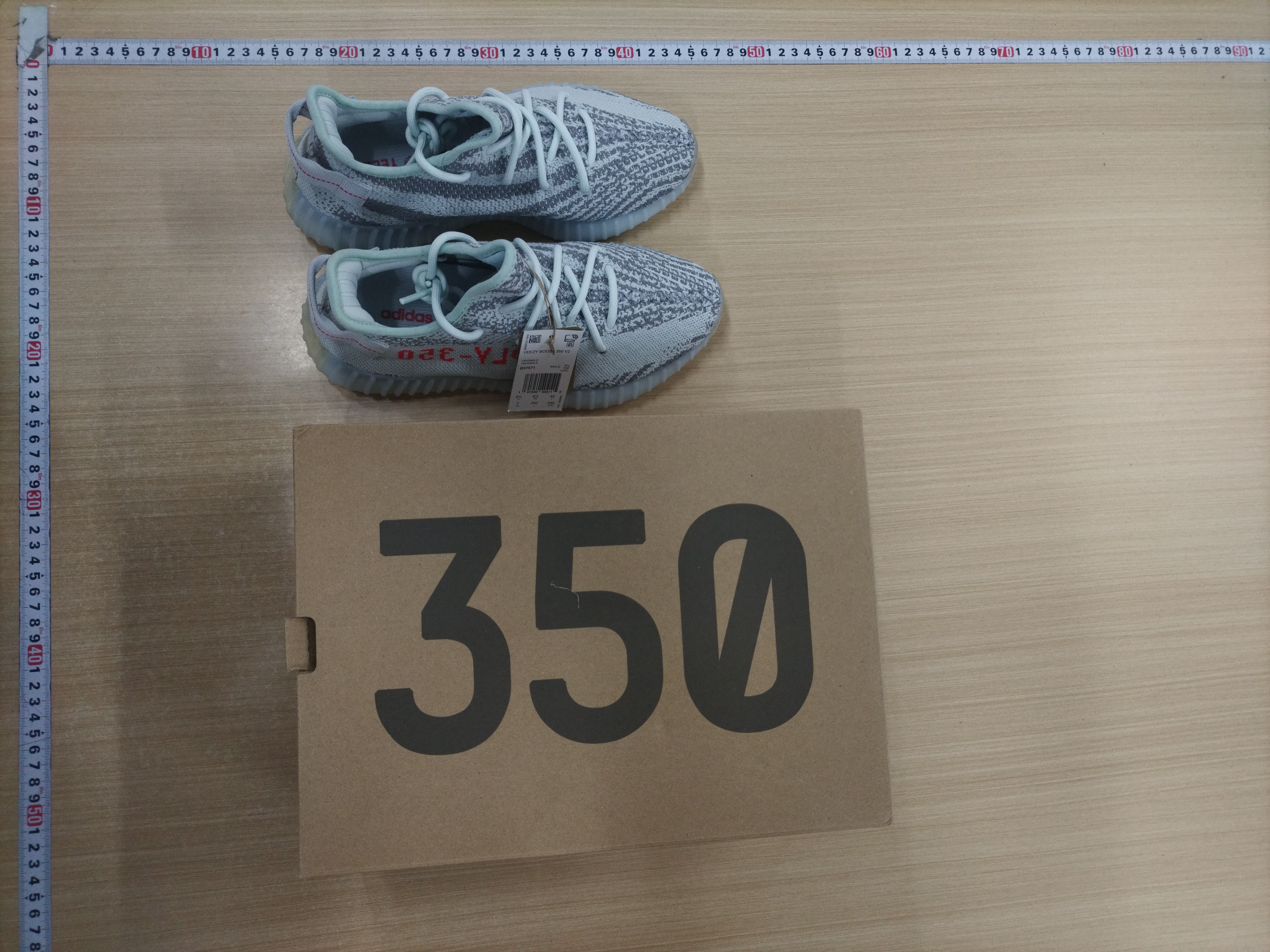 LW  Batch  Adidas yeezy Boost  350 V2 -9