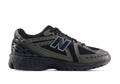 The New Balance 1906R Takes On A Hardy “Black/Blue”(图2)