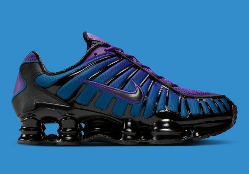 “Voltage Purple” Courses Through The Nike Shox TL(图3)