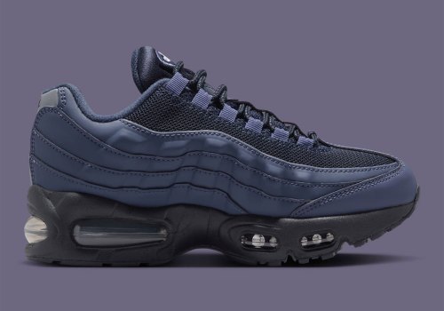 First Look At The Nike Air Max 95 OG “Sanded Purple”(图2)