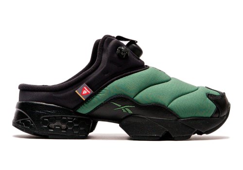 South2 West8 Reimagines The Reebok Instapump Fury With Snow Boot Inspiration(图2)