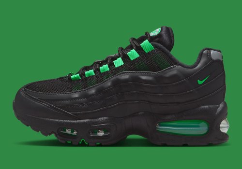 First Look At The Nike Air Max 95 OG “Green Shock”(图1)