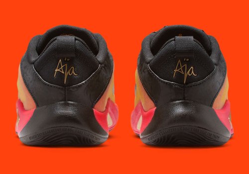 Oyster Shells Appear On The Nike A’One(图4)