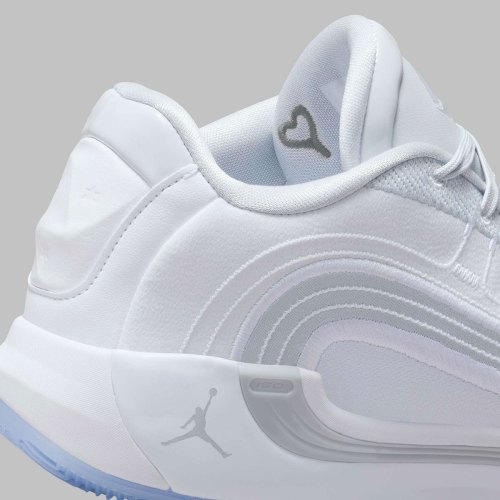 The Jordan Luka 4 “Pure Money” Signals Fresh Start For Star And Squad(图3)