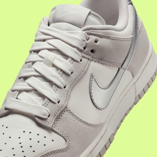 A Silver Swoosh Adds Spark To A Greyed Out Nike Dunk(图5) A Silver Swoosh Adds Spark To A Greyed Out Nike Dunk(图5)