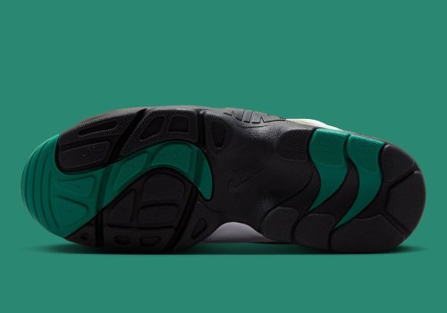 The Nike Air Diamond Turf” Emerald” Returns Fall 2025(图5)