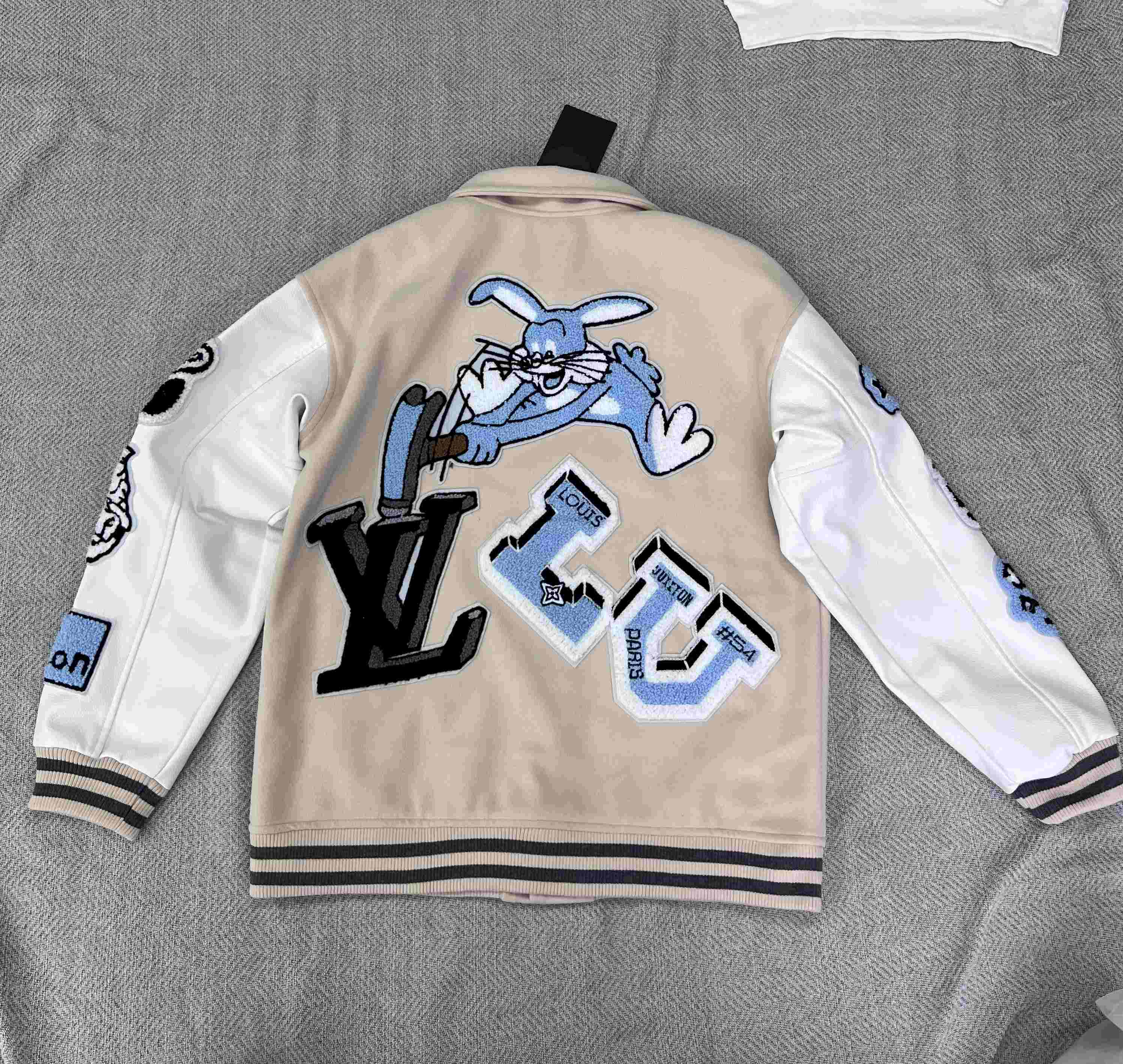 8 (2)_compressed.jpg